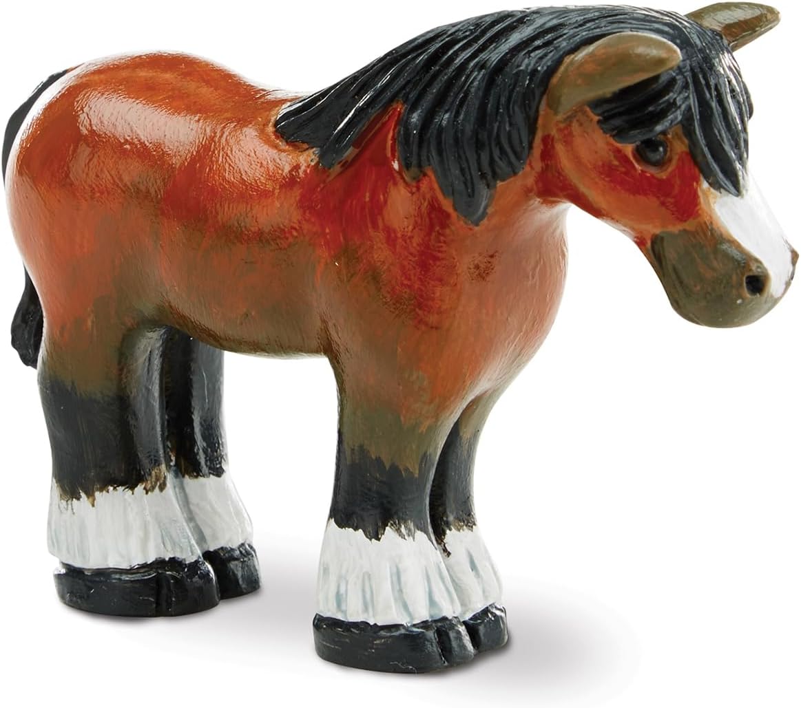 Melissa & Doug Decorate-Your-Own Horse Figurines Craft Kit (Includes 2 Resin Horses, 6 Pots of Paint, Paintbrush)
