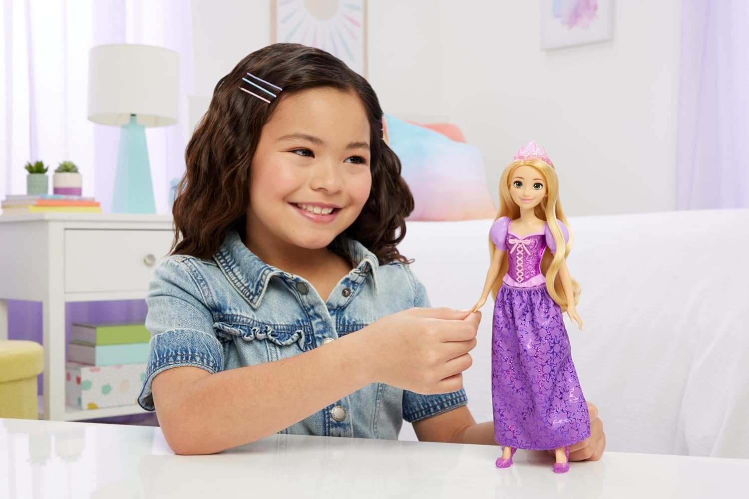 Mattel Disney Princess Tiana Doll in Sparkling Fashion with Removable Skirt, Tiara and Shoes, Posable & Collectible, Inspired by Movie